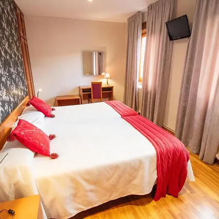 Hotel Montero *